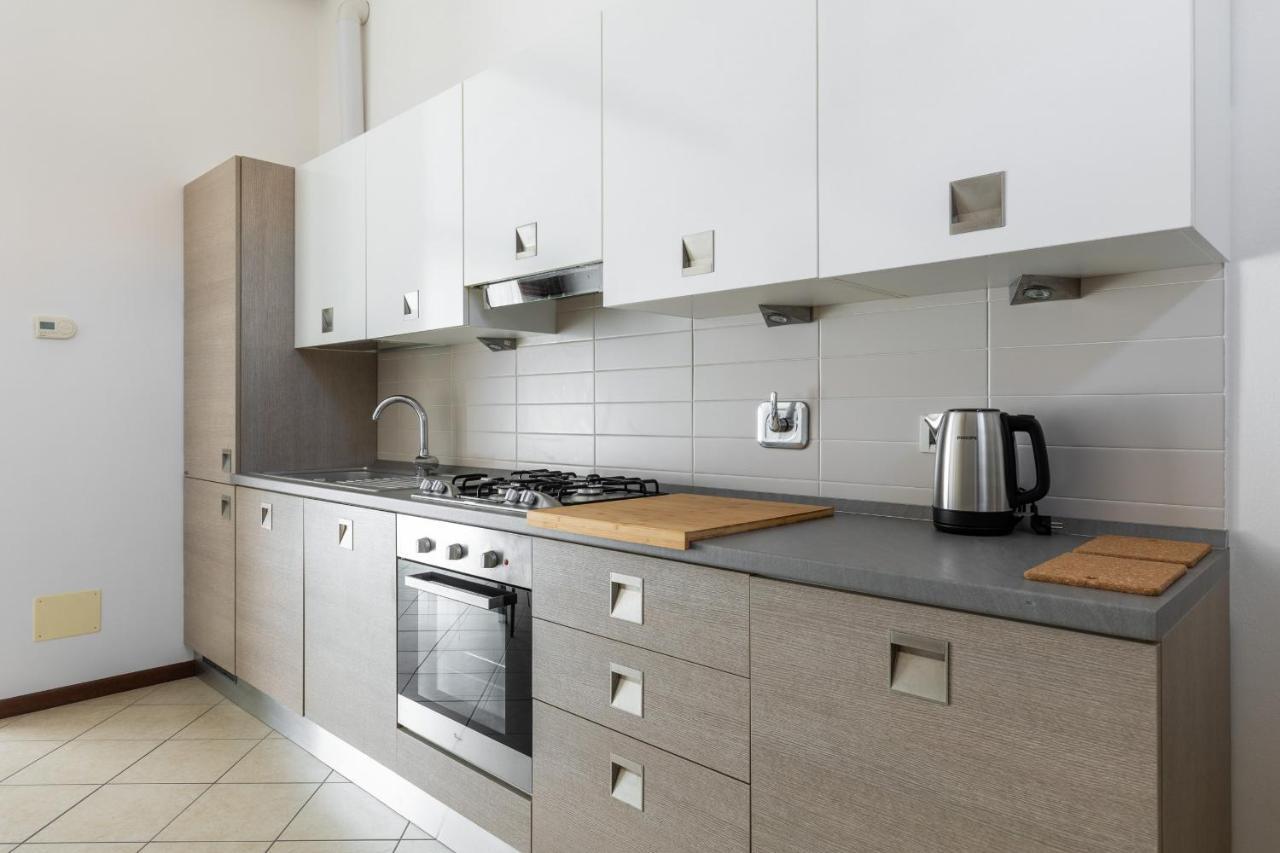 Cozy Mezzanine Apartment By Wonderful Italy Bologna Luaran gambar