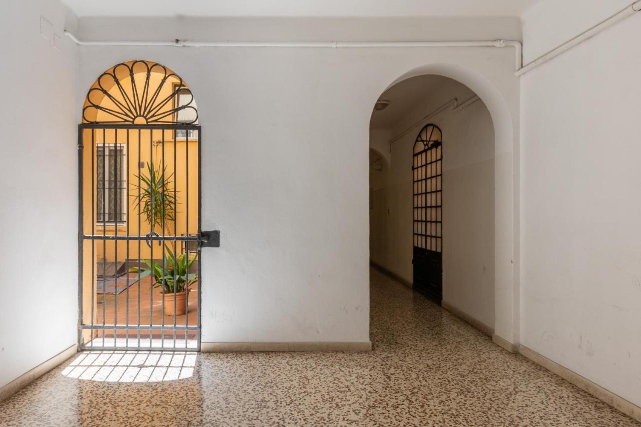 Cozy Mezzanine Apartment By Wonderful Italy Bologna Luaran gambar